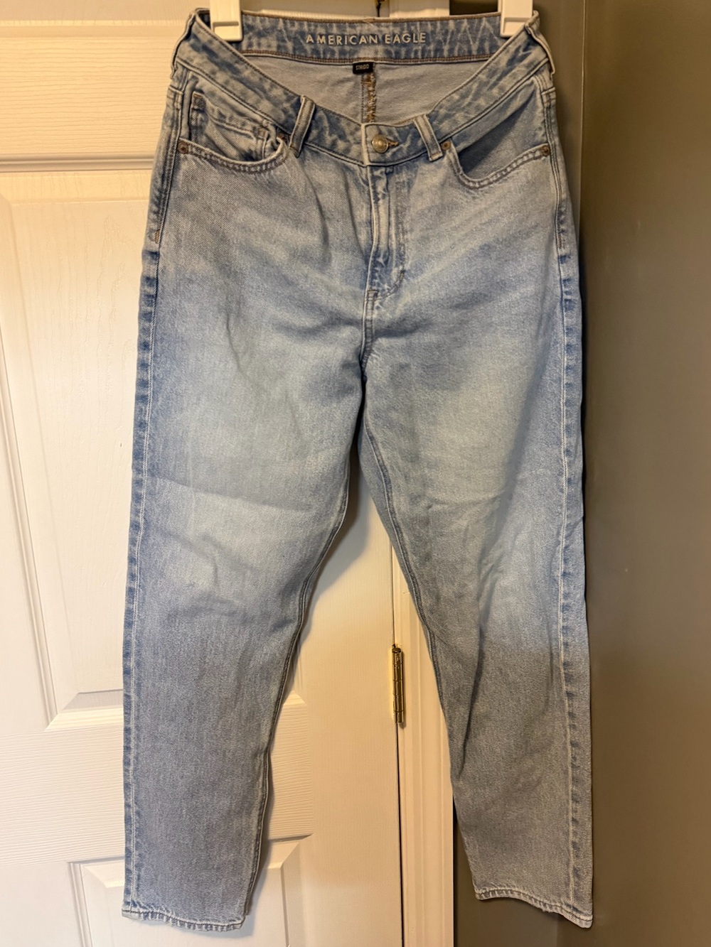 American Eagle Outfitters Light Blue Relaxed Women's Jeans